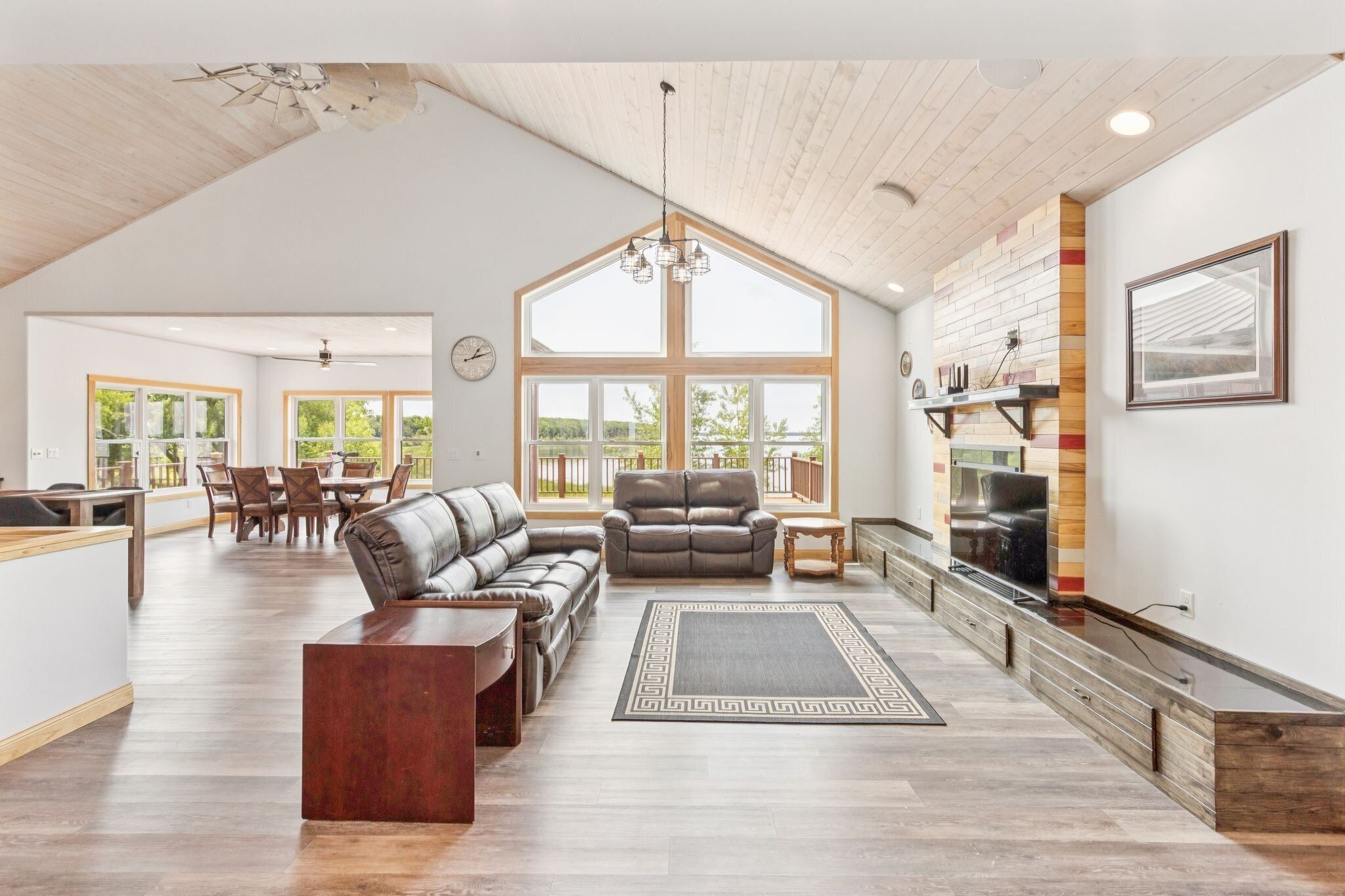 Villa, 4 Bedrooms | Living area | Smart TV, streaming services