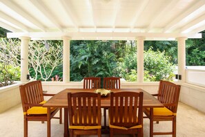 House, 3 Bedrooms | Outdoor dining