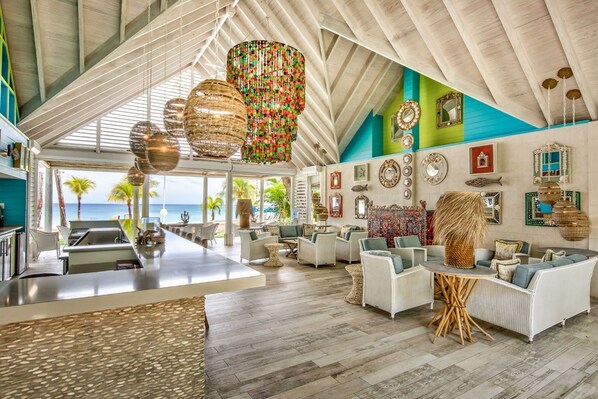 House, 3 Bedrooms | Dining