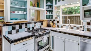Nhà, 4 phòng ngủ | Bếp riêng