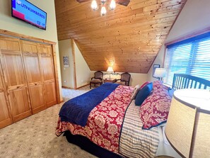 4 Schlafzimmer, Schreibtisch, Bügeleisen/Bügelbrett, kostenloses WLAN