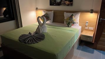 1 bedroom, in-room safe, individually decorated, individually furnished