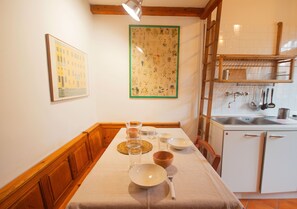 Four, plaque de cuisson