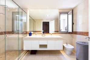 Hiustenkuivaaja, pyyhkeet