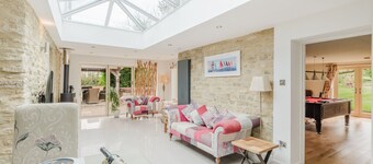 Inkerman House - Gorgeous House and Gardens