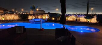Spacious 3-bedroom house with Swimming Pool and a Spectacular View in El Paso