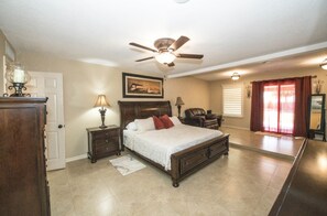 3 bedrooms, iron/ironing board, free WiFi, bed sheets - Spacious 3-bedroom house with Swimming Pool and a Spectacular View in El Paso (El Paso)
