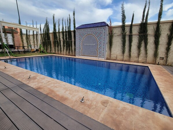 Outdoor pool, a heated pool
