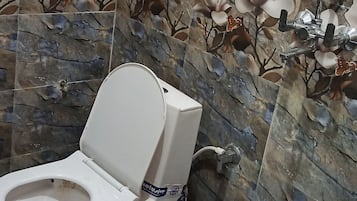 Een douche, zeep