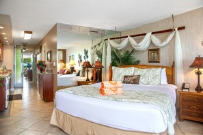 4 bedrooms, iron/ironing board, travel crib, free WiFi