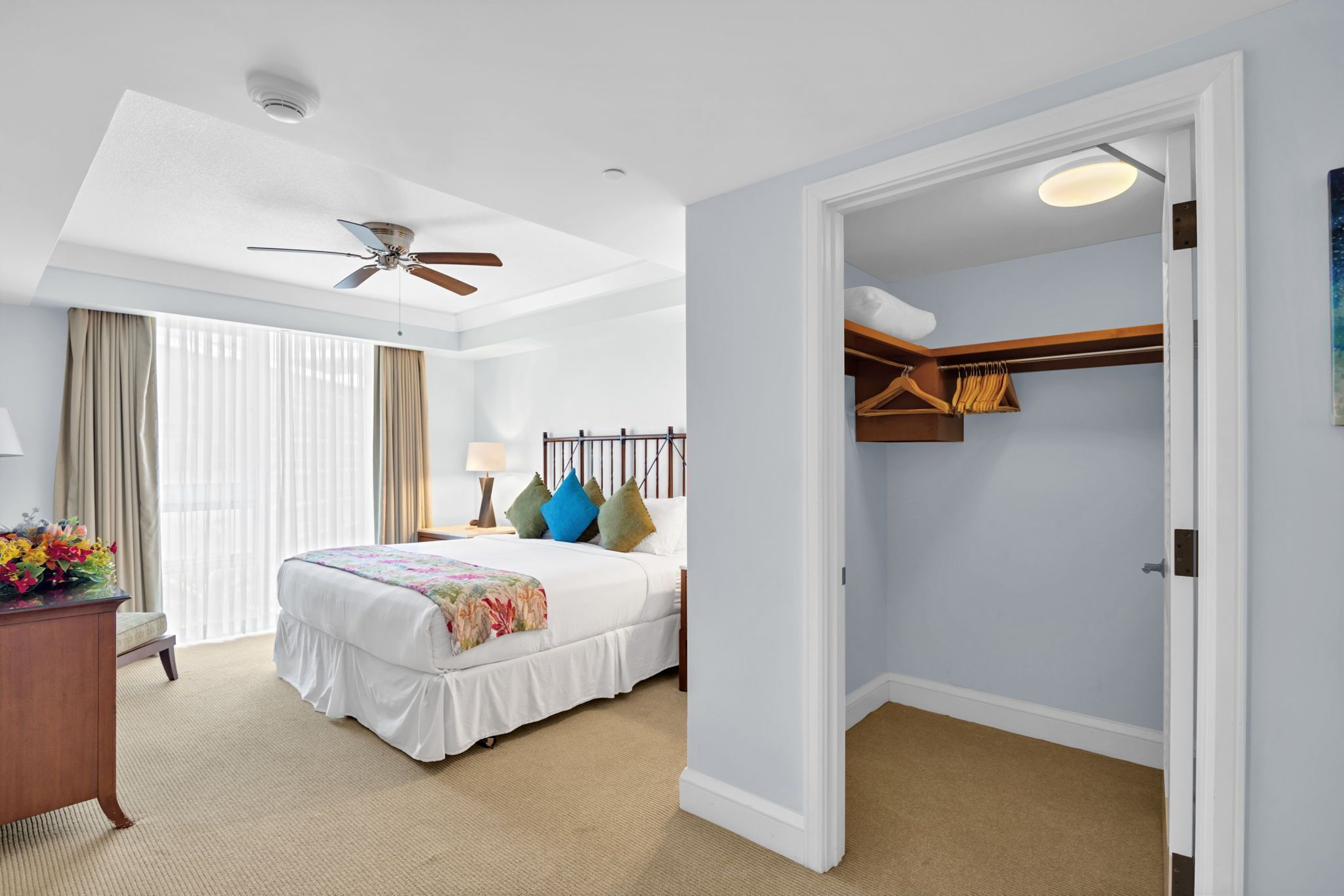 5 bedrooms, iron/ironing board, travel crib, free WiFi