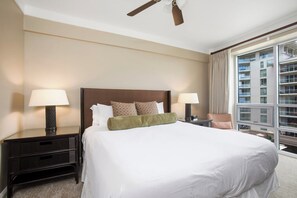 5 habitaciones, tabla de planchar con plancha y cuna de viaje 