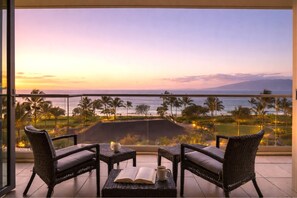 Property grounds - Honua Kai Hokulani | 2 Free Rental Cars | KBM Resorts | Front Of Resort W Bbq | 2 Units, 5 Bedrooms | ML-1151 (Lahaina)