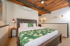 3 bedrooms, iron/ironing board, travel crib, free WiFi