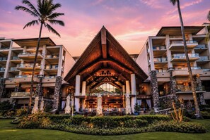 Exterior - The Resort at Kapalua Bay | 3 Free Rental Cars | KBM Resorts | Beautiful Villas At Kapalua Bay | 3 Units, 9 Bedrooms | ML-1163 (Lahaina)