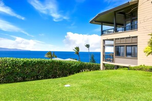 Property grounds - Kapalua Ridge Villas | 2 Free Rental Cars | KBM Resorts | Cozy Villa | 2 Units, 3 Bedrooms | ML-1197 (Lahaina)