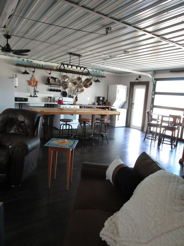 Televisor intel·ligent i llar de foc