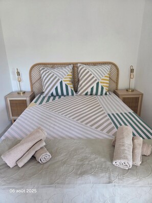 1 bedroom, iron/ironing board, travel cot, free WiFi