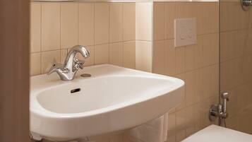 Dusch, hÄrtork, bidé och handdukar