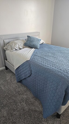 3 soverom, wi-fi og sengetøy