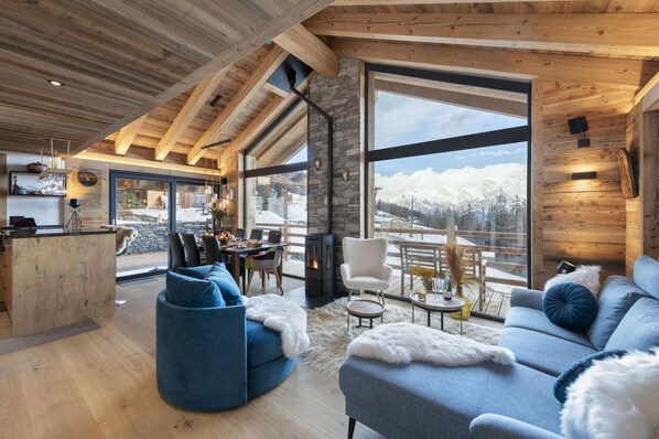 Téléviseur connecté, foyer