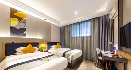 Weishang Hotel (Taiyuan Maoye Tiandi Wangcun South Street Subway)