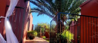 Charming Private Farmhouse – Pool, Garden & 5 Bedrooms near Marrakech