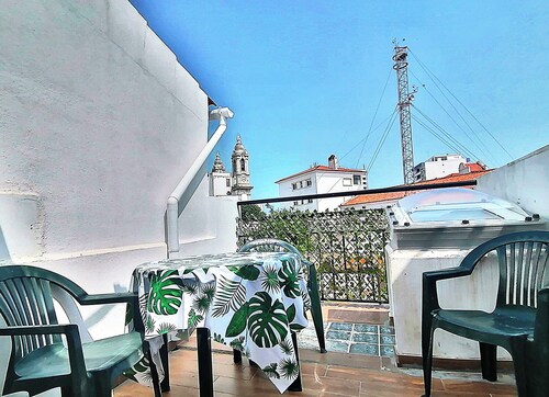 Casa do Pino 164724/AL Typical Portuguese house terrace in Faro city center.