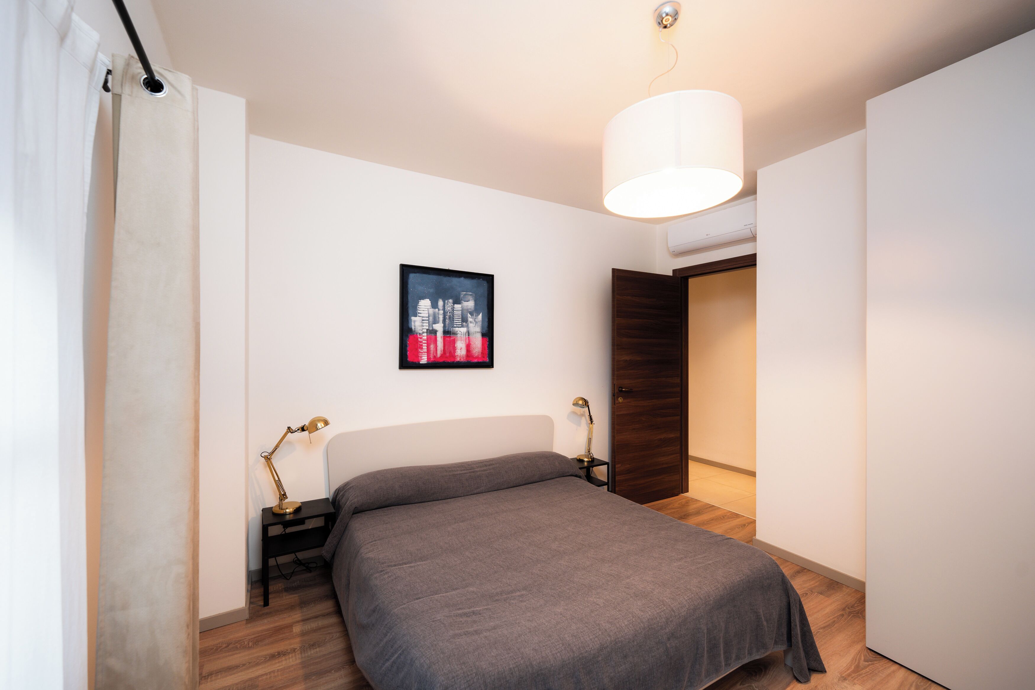 1 chambre, fer et planche à repasser, Wi-Fi gratuit, draps fournis