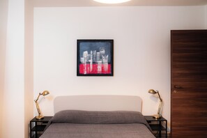 1 bedroom, iron/ironing board, free WiFi, bed sheets - Domus Acaja-Elegant Apartment in the Historic Center-Fully Equipped Kitchen (Pinerolo)