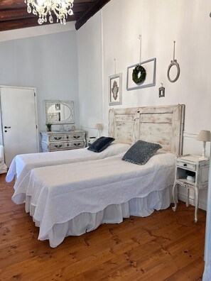 Iron/ironing board, free WiFi