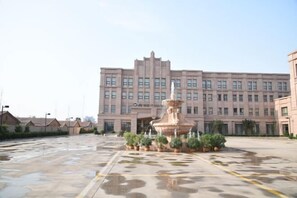 Exterior - Spring Hotel (Dacheng)