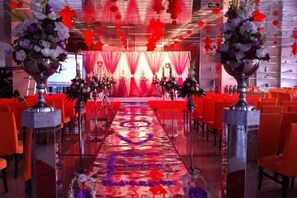 Ballroom - Spring Hotel (Dacheng)