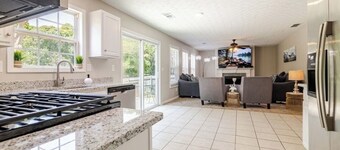 3-bedroom house in charming Lawrenceville with Game Room, Arcade, WiFi, AC.