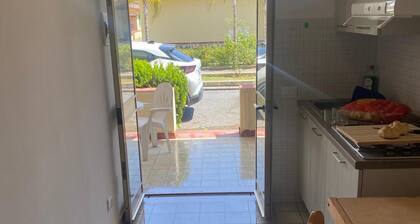 2bedroom Apartment 300m From Beach