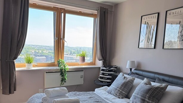 1 bedroom, iron/ironing board, WiFi (free), bed sheets