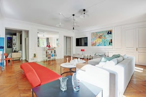Apartment | Living area