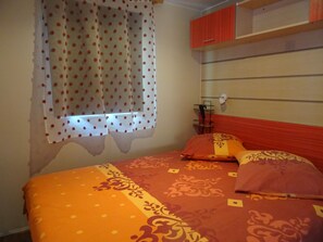 2 habitaciones, tabla de planchar con plancha y wifi 