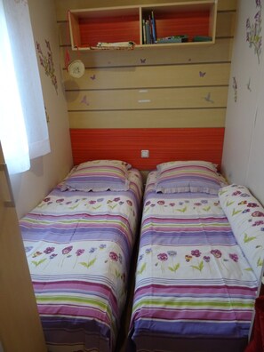 2 habitaciones, tabla de planchar con plancha y wifi