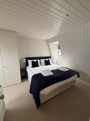 3 chambres, bureau, fer et planche à repasser, Wi-Fi