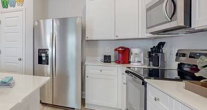 Wave of gold Close to beaches 3 bedrooms clean Beautiful Brand New townhome