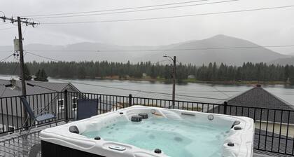 Thompson Falls Main Street Loft! Walk everywhere in town