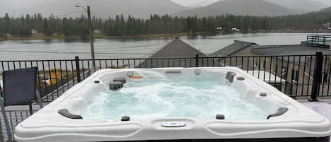 Bain à remous extérieur