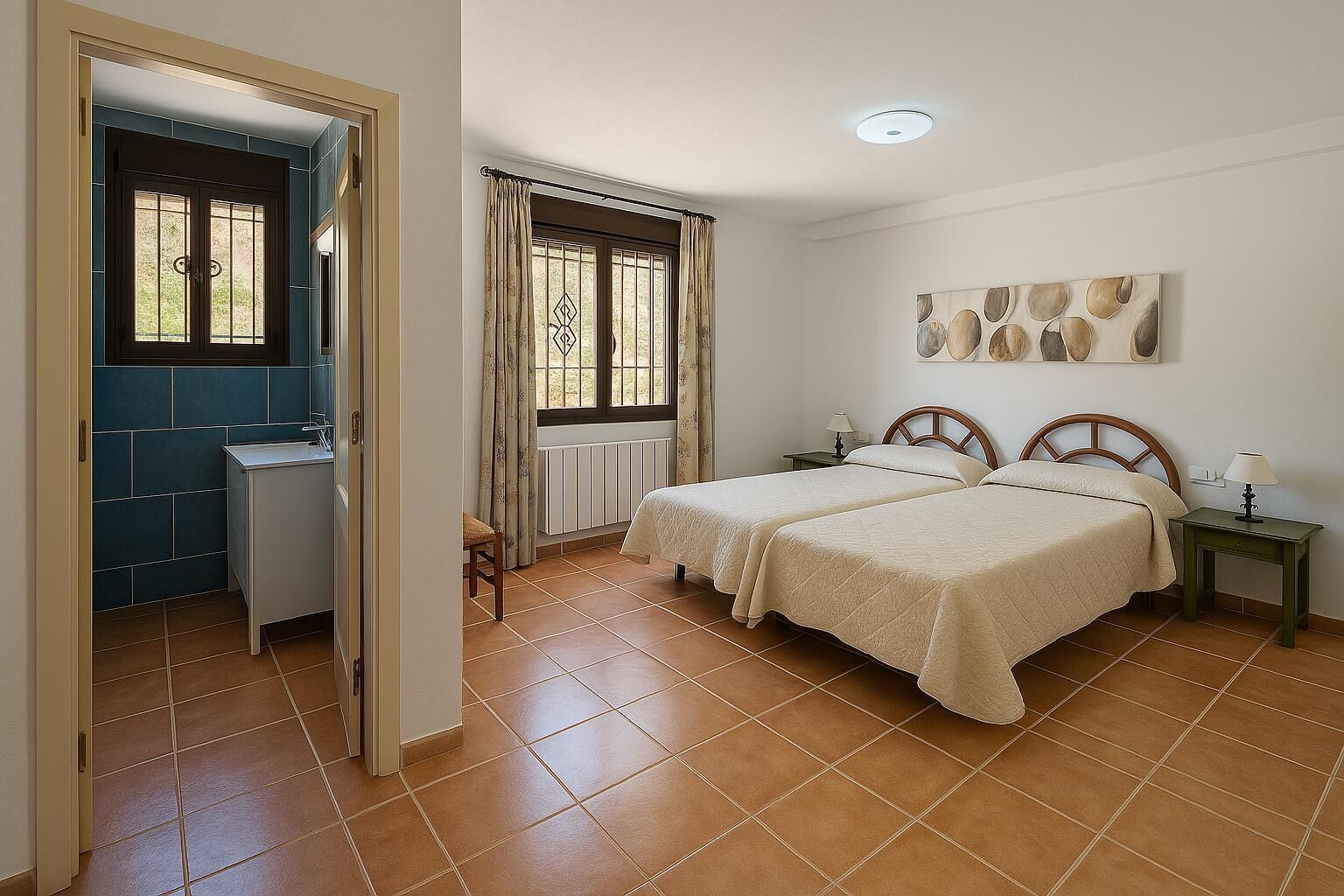 7 slaapkamers, een strijkplank/strijkijzer, wifi, beddengoed