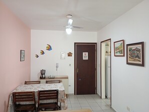 Dining - Comfortable apartment 150 meters from Praia Grande! (Praia Grande Ubatuba)