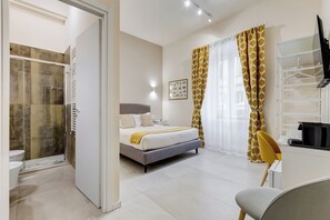 4 chambres, fer et planche à repasser, Wi-Fi, draps fournis