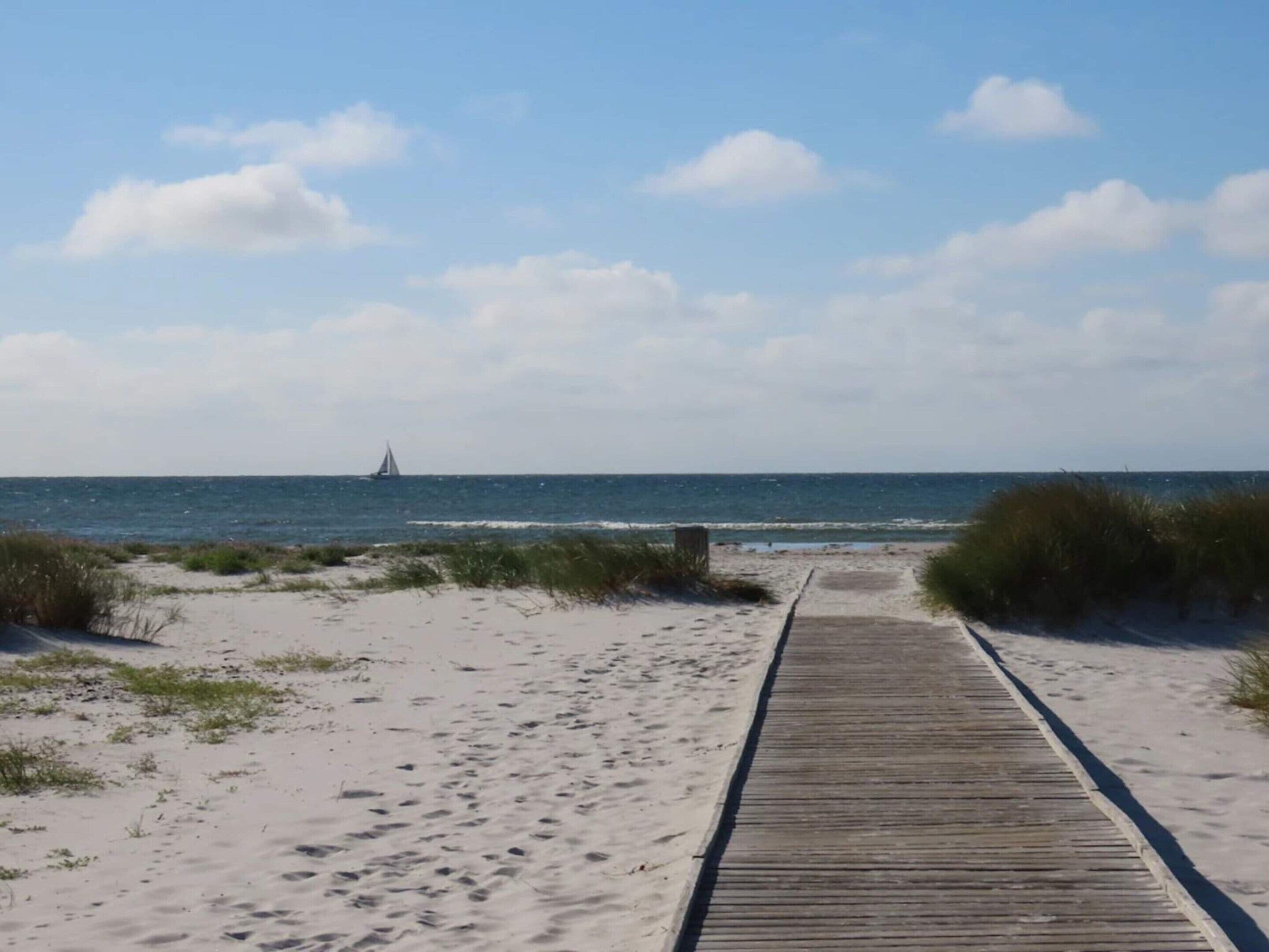 Hus | Utsikt mot vann