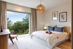 4 chambres, bureau, fer et planche à repasser, Wi-Fi gratuit