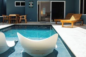 Piscine extérieure