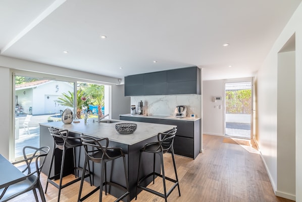 Fridge, microwave, oven, dishwasher